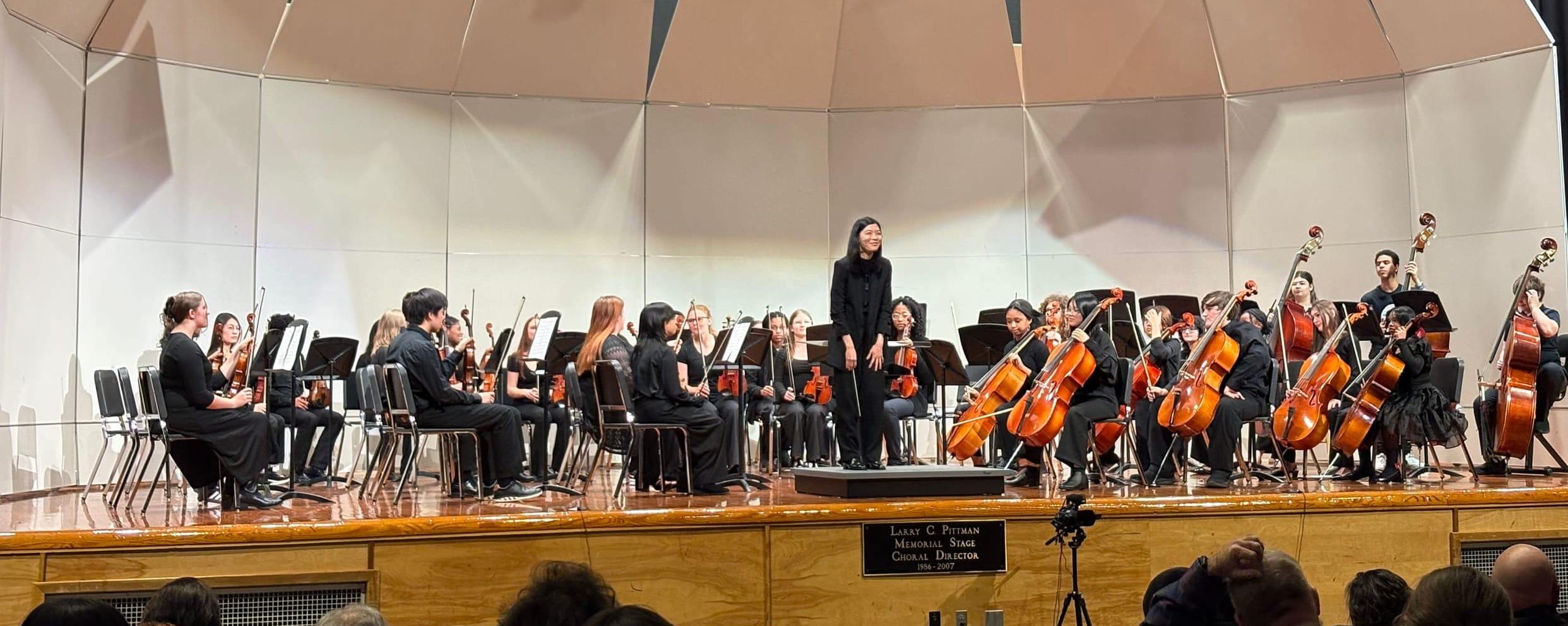 Lina with orchestra
